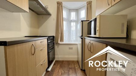 2 bedroom house share to rent - Photo 3