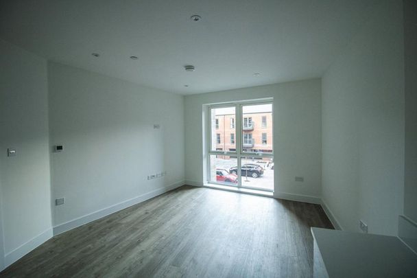 1 bedroom flat to rent - Photo 1