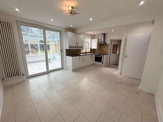 Stanway Road, Shirley, Solihull, B90 - Photo 1