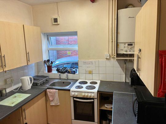 Lovely HMO in Central Grantham Room 1 - Photo 1