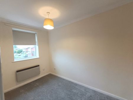 2 Bed End Terrace, Tudor Close, NG4 - Photo 2