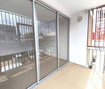 Location Appartement 1 pièce 29m² CAYENNE 97300 - Photo 1