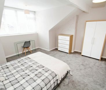 5 bedroom terraced house to rent - Photo 5