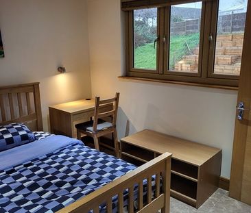 Room in a Shared House, Colliers Way, RG30 - Photo 1