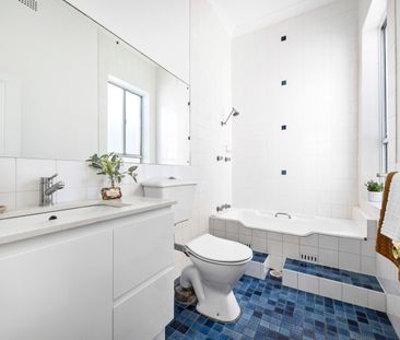 13 St James Road, Bondi Junction NSW 2022 - House For Rent | Domain - Photo 5