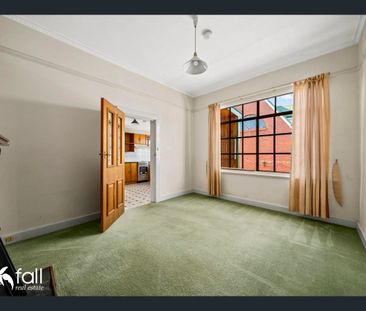 Character home in private and central location - Photo 1