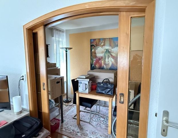 Große 3-Zimmer-Wohnung mit Terrasse, Garten + Garage - Foto 1