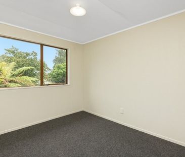 139 Princess Road, Bellevue - Photo 3