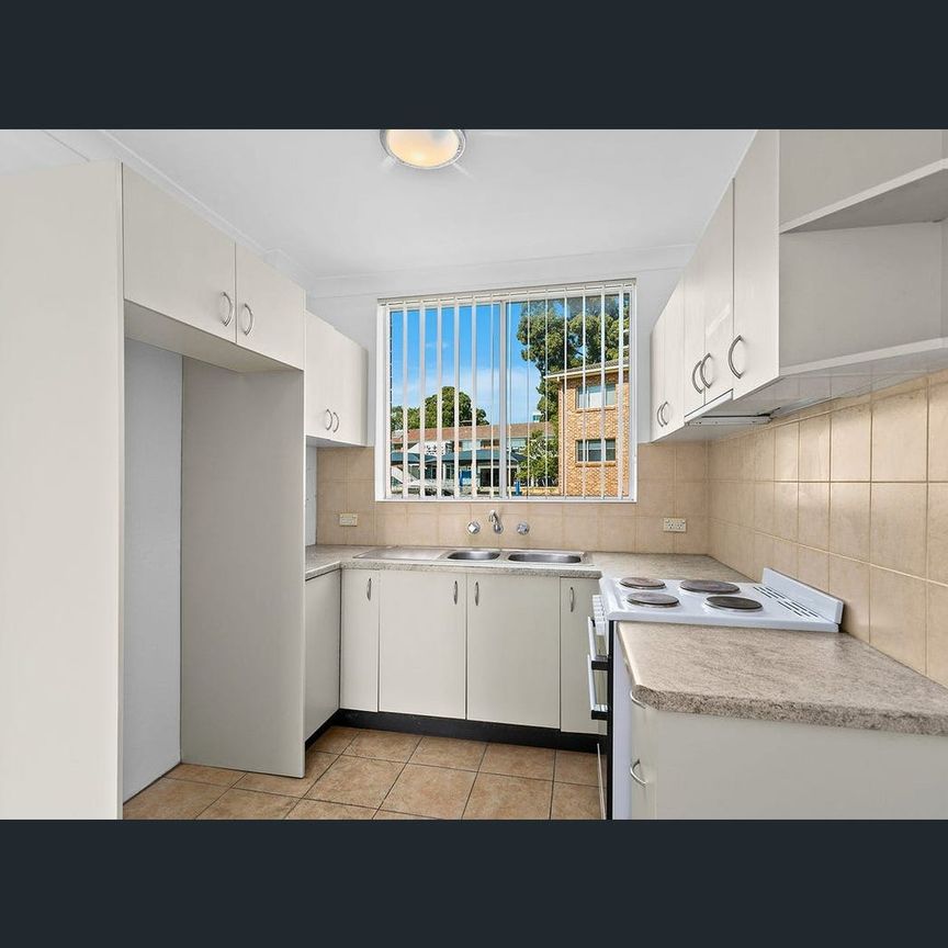 2/24-26 Kiora Road, Miranda, NSW 2228 - Photo 1