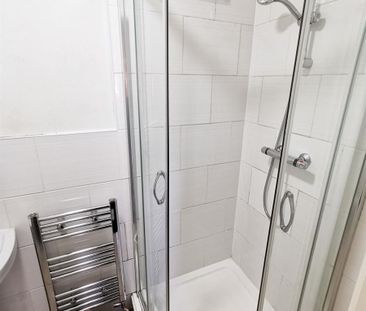 Room 5, Elphinstone Road, Stoke-on-Trent, ST4 - Photo 4