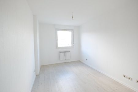 APPARTEMENT T4 A LOUER - Photo 3