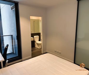 Melbourne CBD - Photo 2