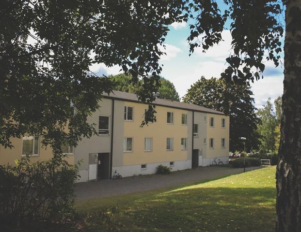 Hälsinggårdsvägen 18 B - Photo 1