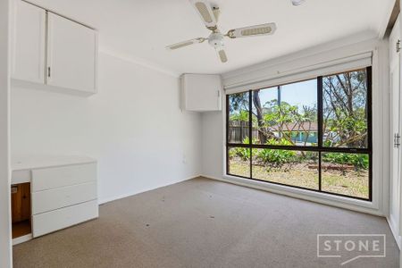 LOVELY FAMILY HOME - Photo 3