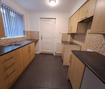 3 bedroom house to rent - Photo 2