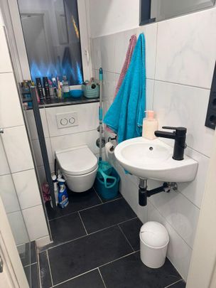 1-Zimmer-Dachgeschosswohnung in Oberasbach – Rothenburger Straße - Photo 1