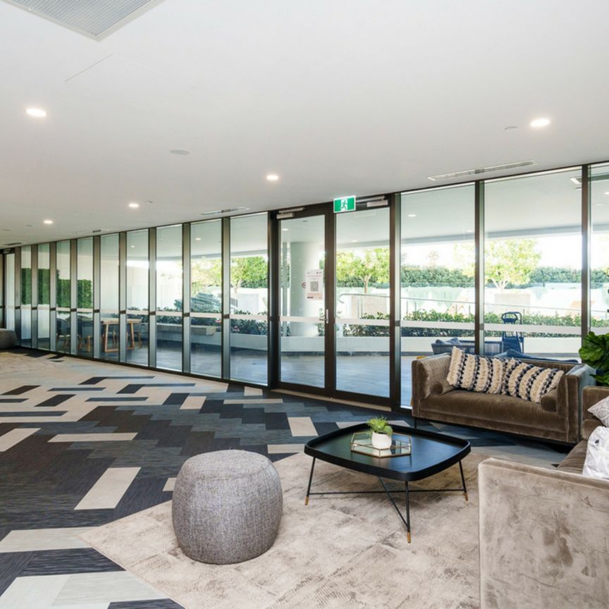 Styled For Living - Apartment with Luxury Facilities - Photo 1