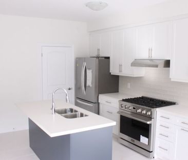 For Lease - 1067 Dyas Avenue, Oshawa, Ontario - Photo 5