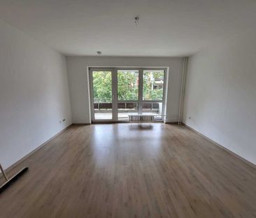 Tolle Single-Wohnung mit WBS mit Dringlichkeit! - Photo 1