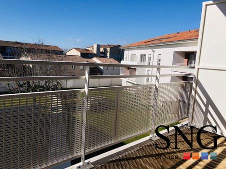 T2 AVEC BALCON ET PARKING - Photo 5
