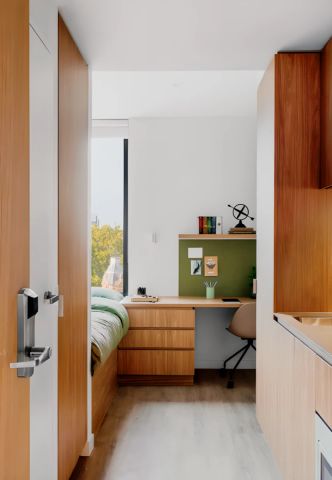 Standard Studio - Photo 2