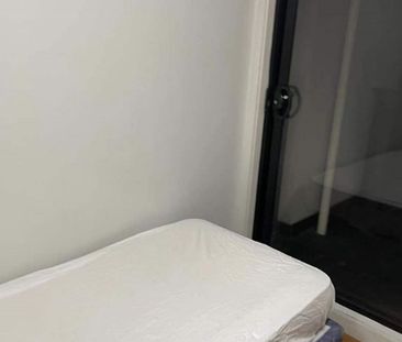 Ideal Student Apartment - Photo 1