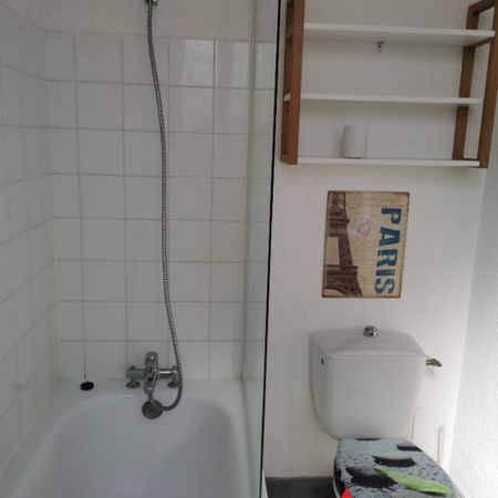 Location Appartement 1 pièce 23m² - Photo 3