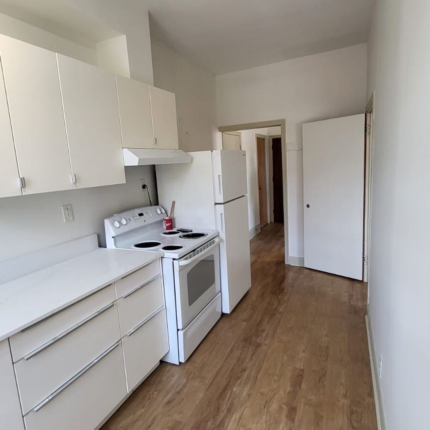 For Lease - 7 Thomas Street Unit# 2, Mississauga, Ontario - Photo 1