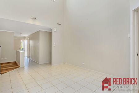 18 Ayrton Street, Gungahlin ACT 2912 - Townhouse For Rent | Domain - Photo 4