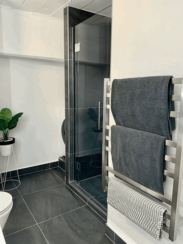 Stylish Loft-style Apartment in Mt Eden - Photo 5