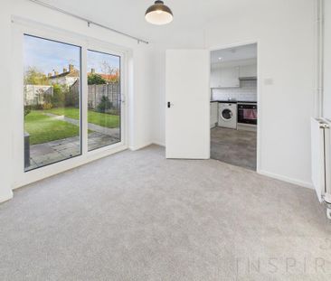 3 bedroom terraced house to rent - Photo 2