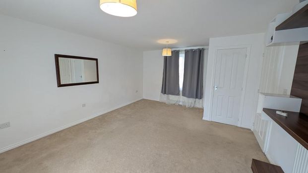 5 bedroom semi-detached house to rent - Photo 1