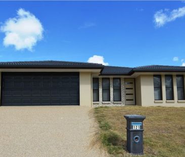 Modern, Low-Maintenance Living in a Quiet, Family-Friendly Location - Photo 1