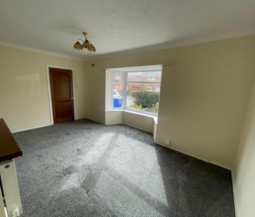 3 bedroom semi-detached house to rent - Photo 6
