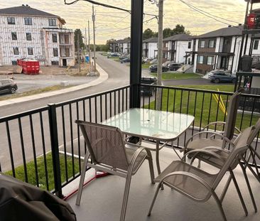 🔑 Cession de bail – Magnifique grand 4 ½ style condo (Const. 2025) ... - Photo 1
