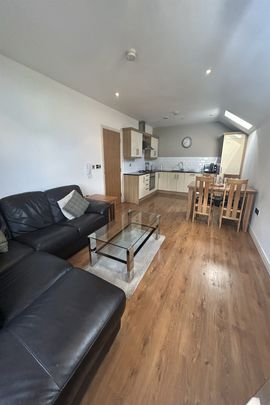 12 Woodberry Lane, Dunmurry, Belfast, BT17 0WZ - Photo 1