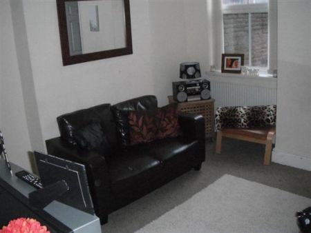 4 Bed Student House Edgbaston Birmingham - Photo 2