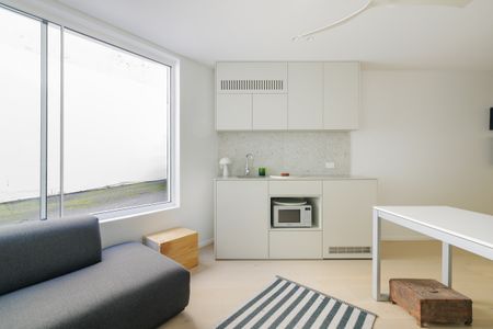 74 Burton Street, Darlinghurst NSW 2010 - House For Rent | Domain - Photo 5