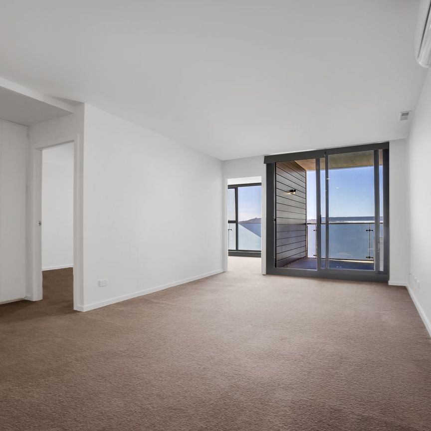 Gungahlin, Canberra - Photo 1