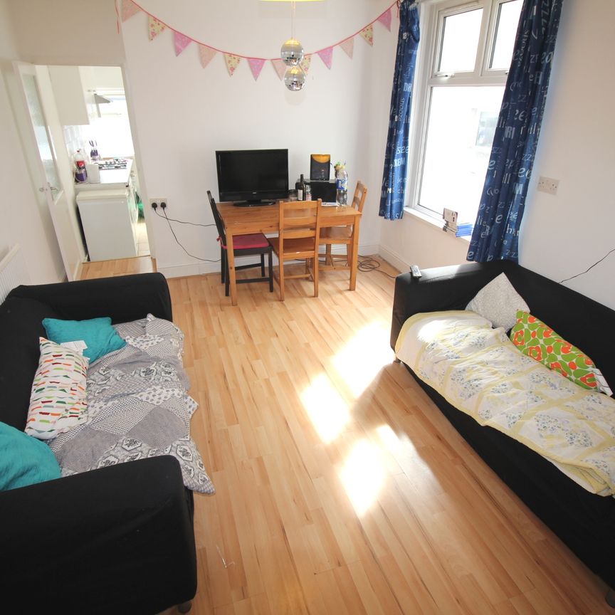 Monthermer Road, Cathays - Photo 1