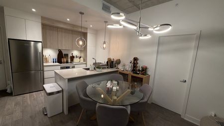 Appartement à Bois-Franc à louer avec 2 chambres/2 salles de bain/2 parking intérieurs - Photo 3