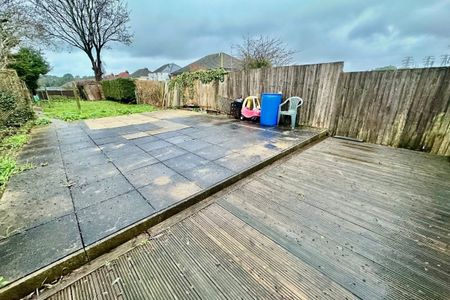 Wroxham Road, POOLE - Photo 5