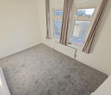 1 Bed Flat, Liverpool Road, RG1 - Photo 1