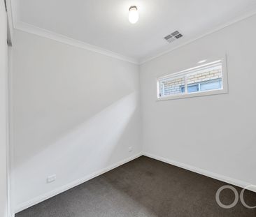 Open The Door to Well-located Living - Photo 3