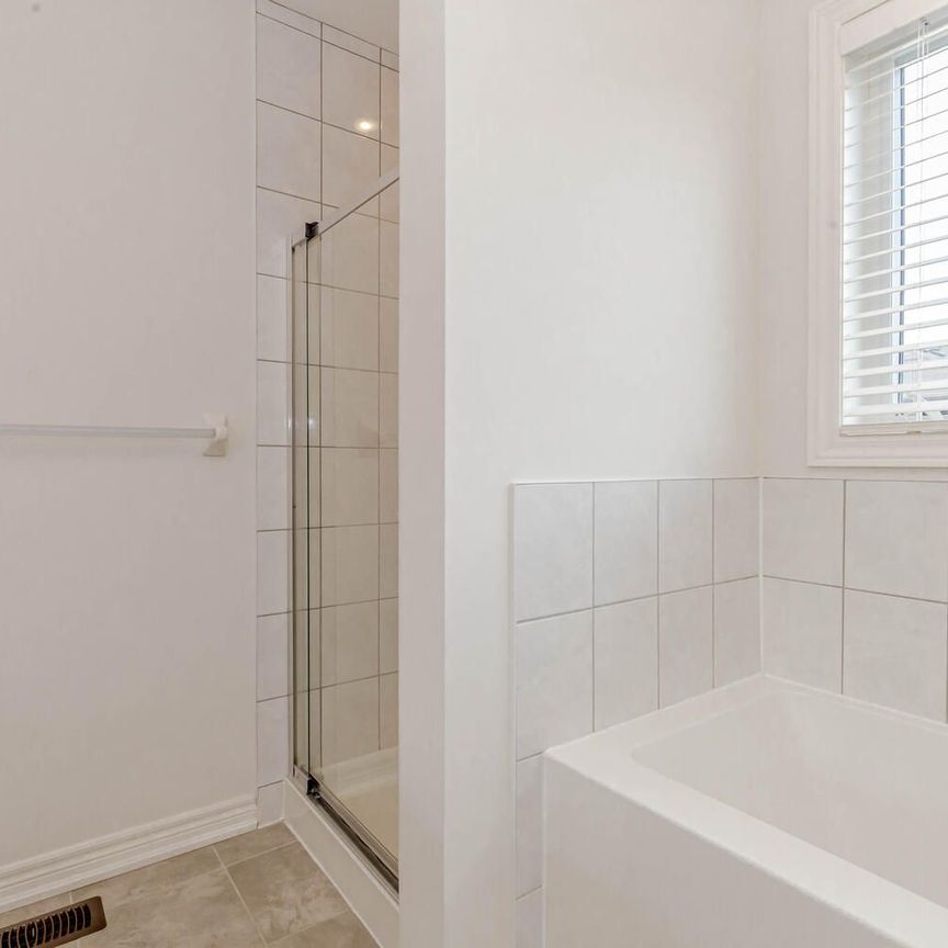 For Lease - 1467 Pratt Heights, Milton, Ontario - Photo 1