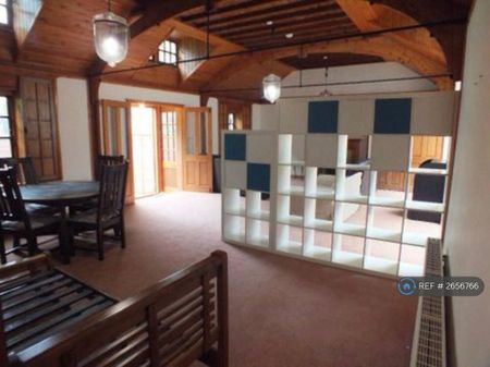 1 bedroom detached house to rent - Photo 4