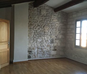 Arles centre studio 30m² au 3ème étage - Photo 3