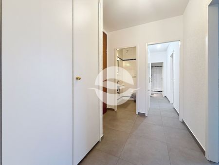 Beautiful 3.5 room renovated apartment on the top floor - Foto 3