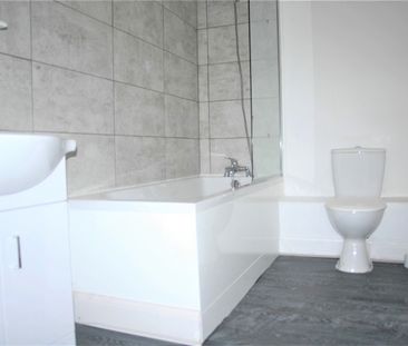 Room in a Shared Flat, Morrison Yard, N17 - Photo 3