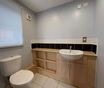 Apartment in Watermans Walk, Carlisle - Photo 1